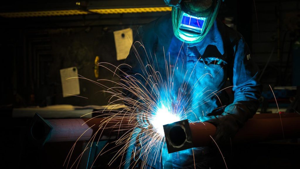welder, flame, technology-3373370.jpg